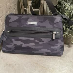 Baggallini gray camo convertible bag NWOT